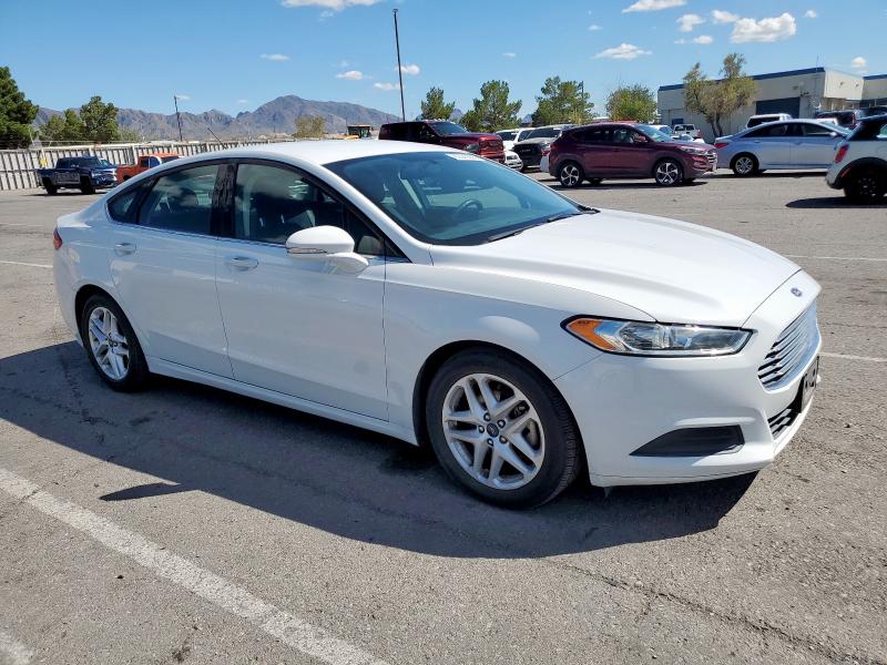  FORD FUSION 2016 Белы