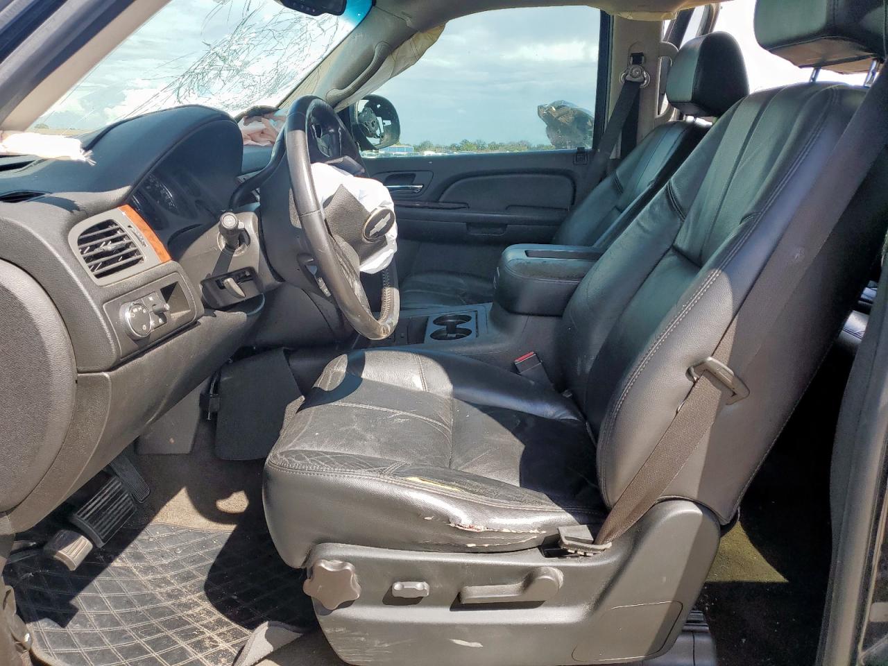 2008 Chevrolet Tahoe C1500 VIN: 1GNFC13J68R143660 Lot: 81686165