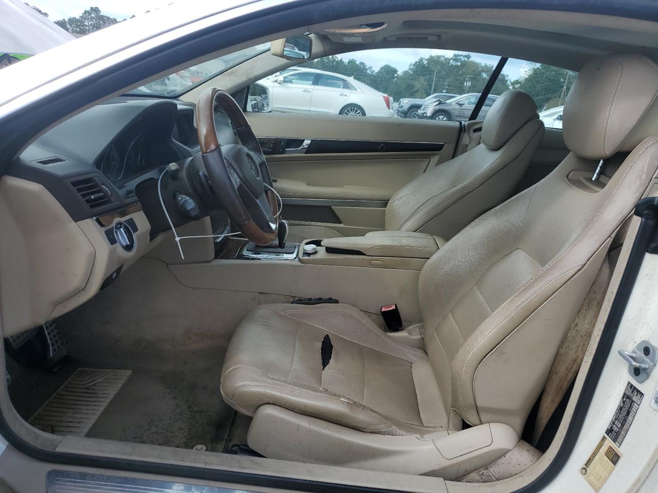 2012 Mercedes-Benz E 350 VIN: WDDKJ5KB8CF142136 Lot: 81869185