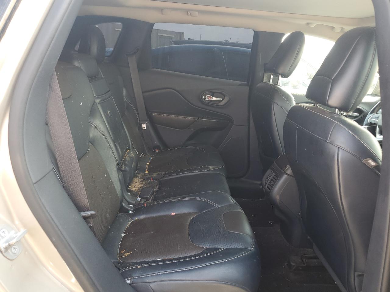 2014 Jeep Cherokee Limited VIN: 1C4PJLDS8EW258697 Lot: 81368965