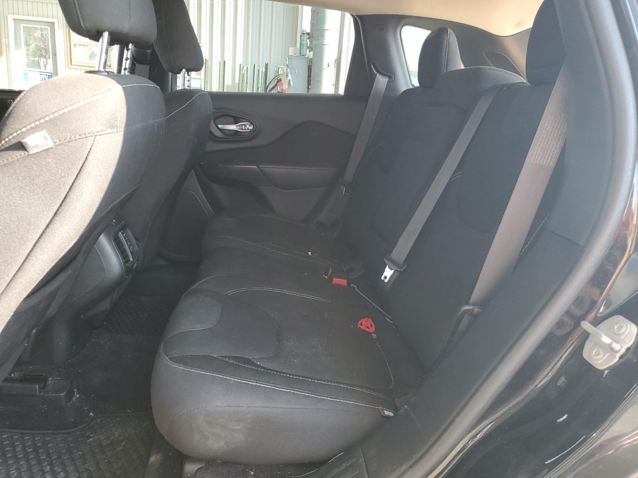 2016 Jeep Cherokee Latitude VIN: 1C4PJMCS8GW231364 Lot: 80881965