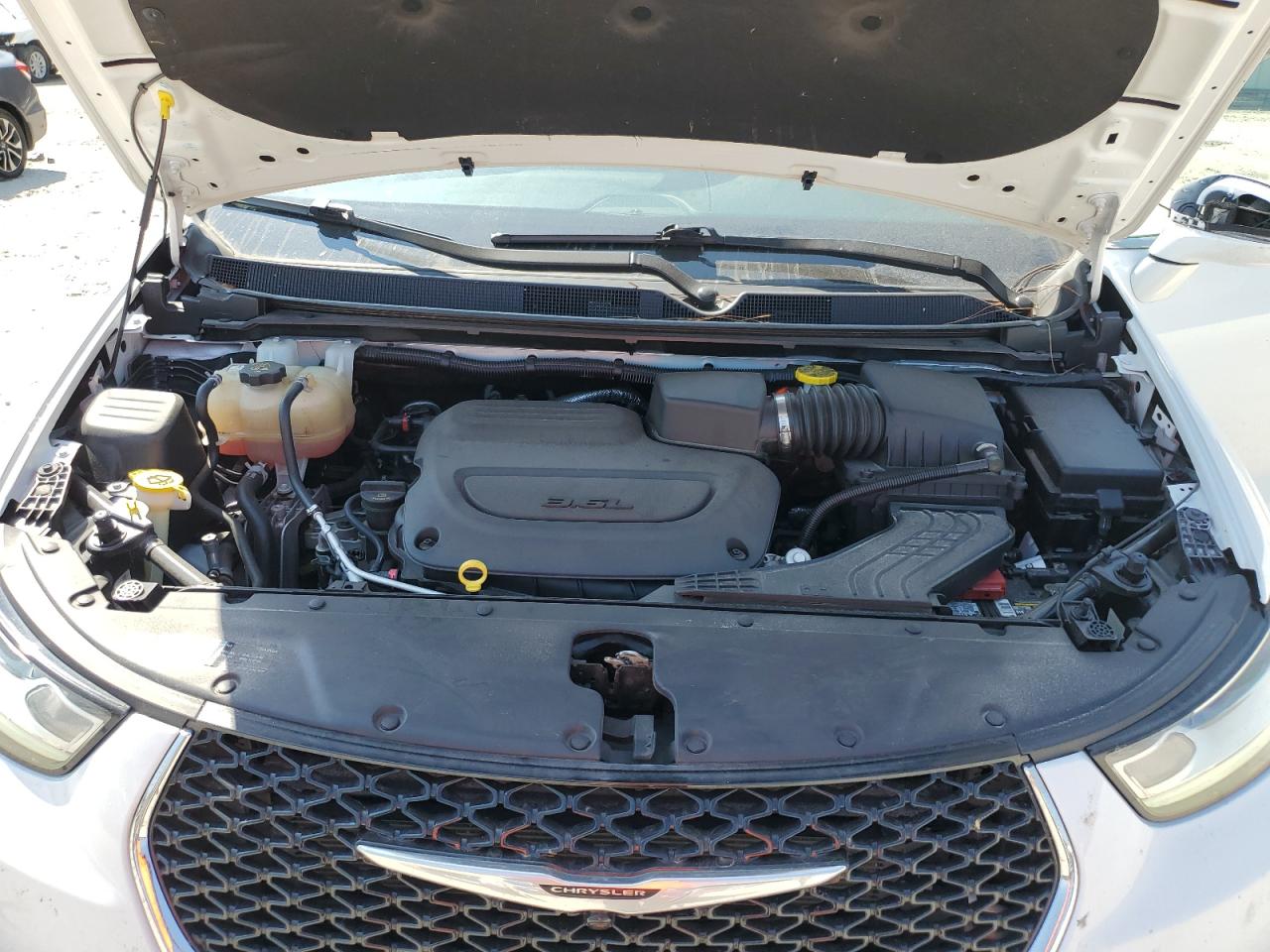 2022 Chrysler Pacifica Touring L VIN: 2C4RC1BG0NR142795 Lot: 81241065