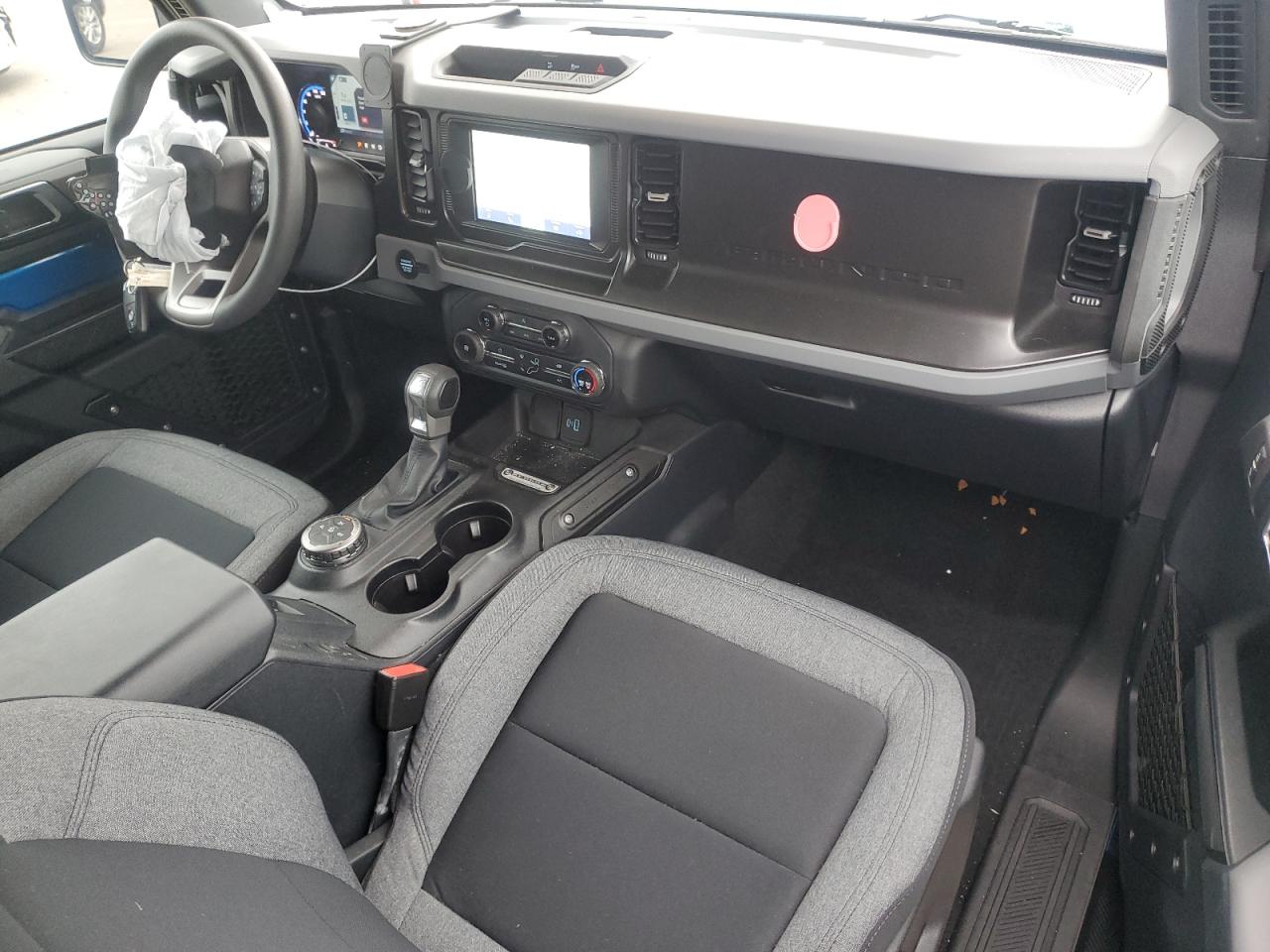 2021 Ford Bronco Base VIN: 1FMDE5AH3MLA81368 Lot: 83810585