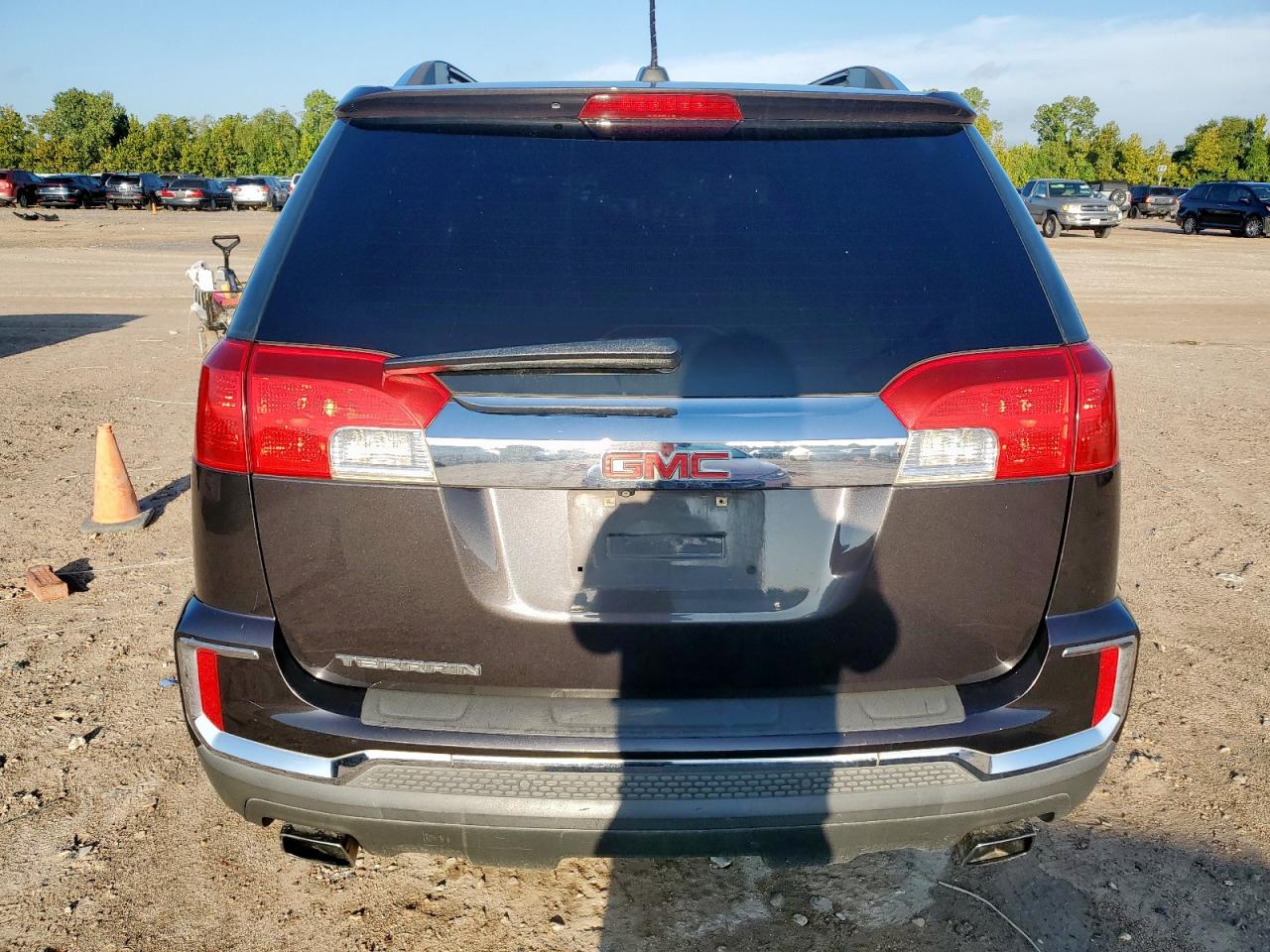 2016 GMC Terrain Slt VIN: 2GKFLPE32G6130946 Lot: 83872585