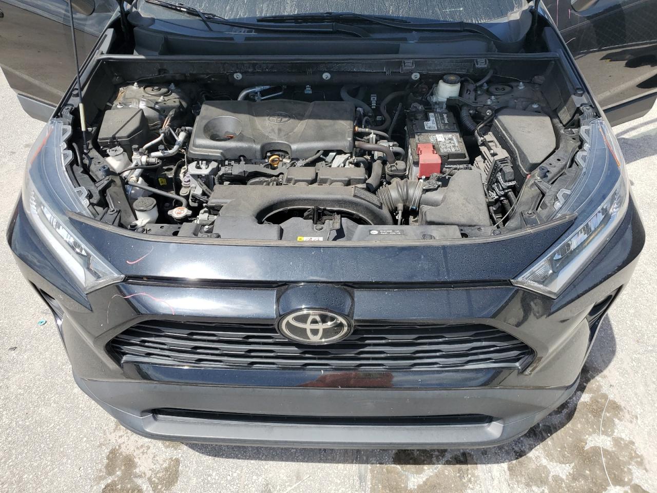 2021 Toyota Rav4 Xle VIN: 2T3W1RFV1MW147489 Lot: 71261775