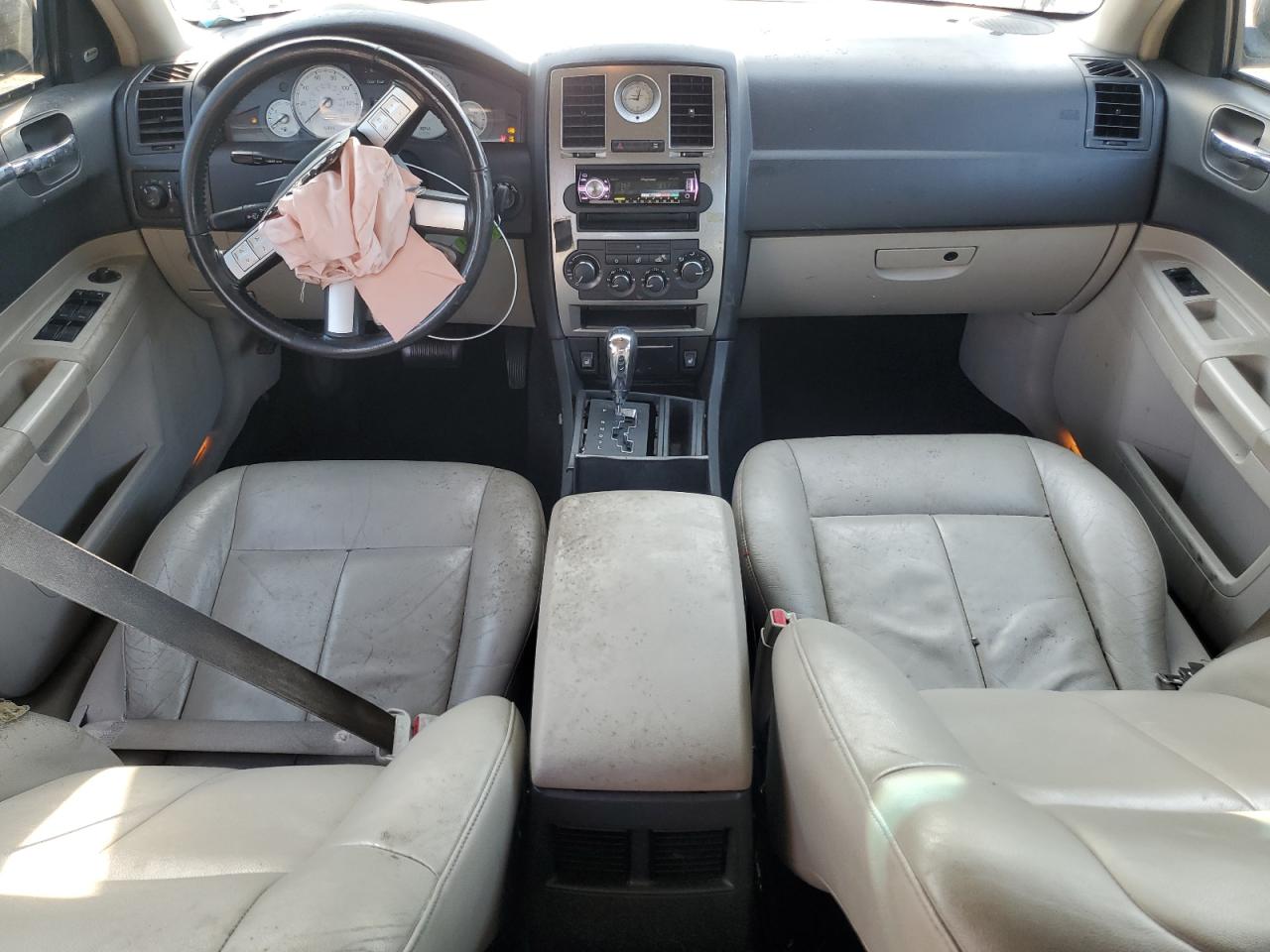 2005 Chrysler 300 Touring VIN: 2C3JA53GX5H504697 Lot: 81299575