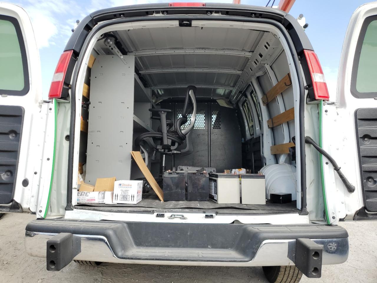 2021 Chevrolet Express G2500 VIN: 1GCWGAFP7M1257933 Lot: 80378405