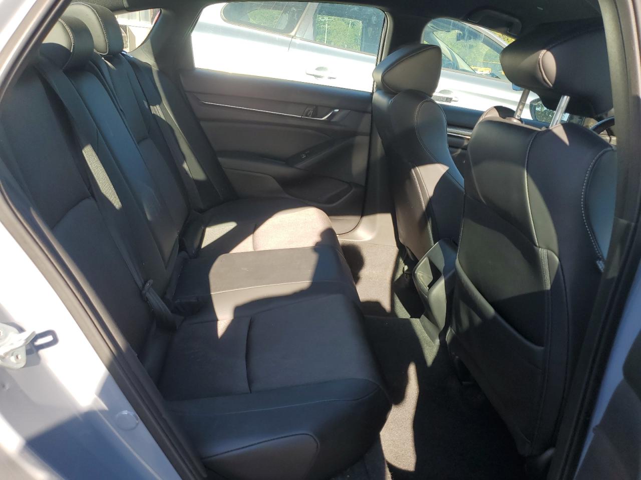 2022 Honda Accord Hybrid Sport VIN: 1HGCV3F21NA037604 Lot: 80612135