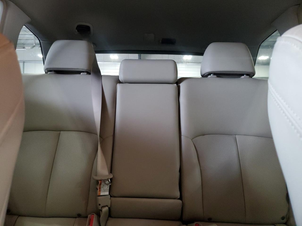 2011 Subaru Outback 2.5I Limited VIN: 4S4BRCKC1B3407720 Lot: 84069575