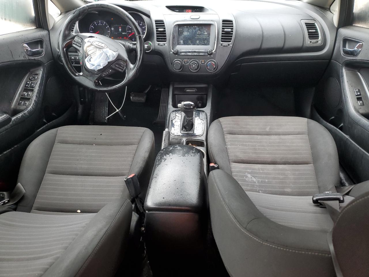 2017 Kia Forte Lx VIN: 3KPFL4A71HE037467 Lot: 81023715