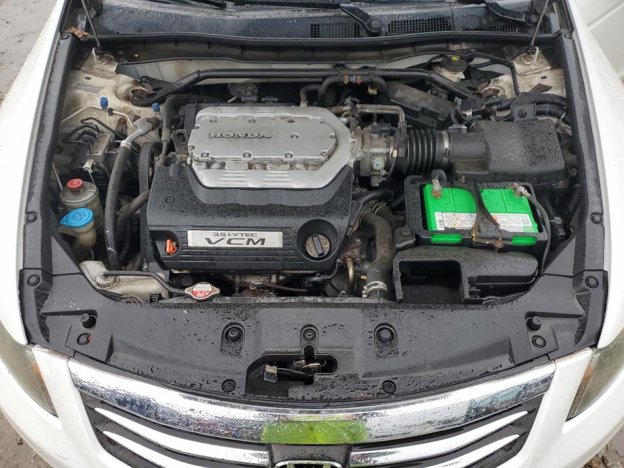 2011 Honda Accord Exl VIN: 1HGCP3F80BA024367 Lot: 83985825