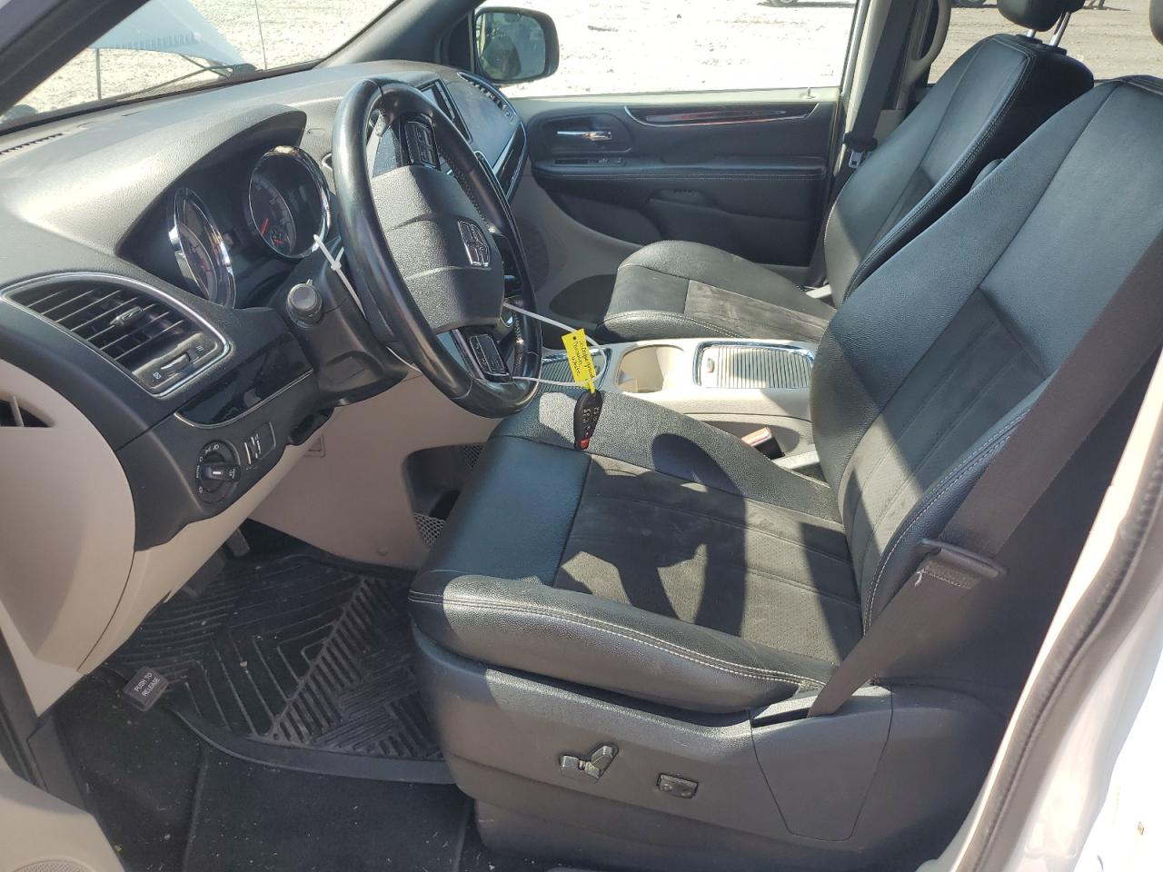 2020 Dodge Grand Caravan Sxt VIN: 2C4RDGCGXLR201945 Lot: 71407495