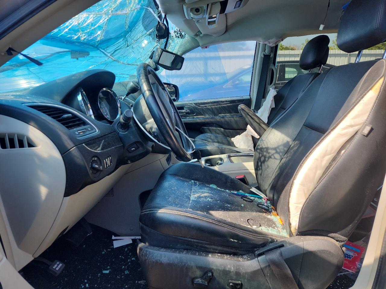 2014 Chrysler Town & Country Touring L VIN: 2C4RC1CG1ER107746 Lot: 71529065