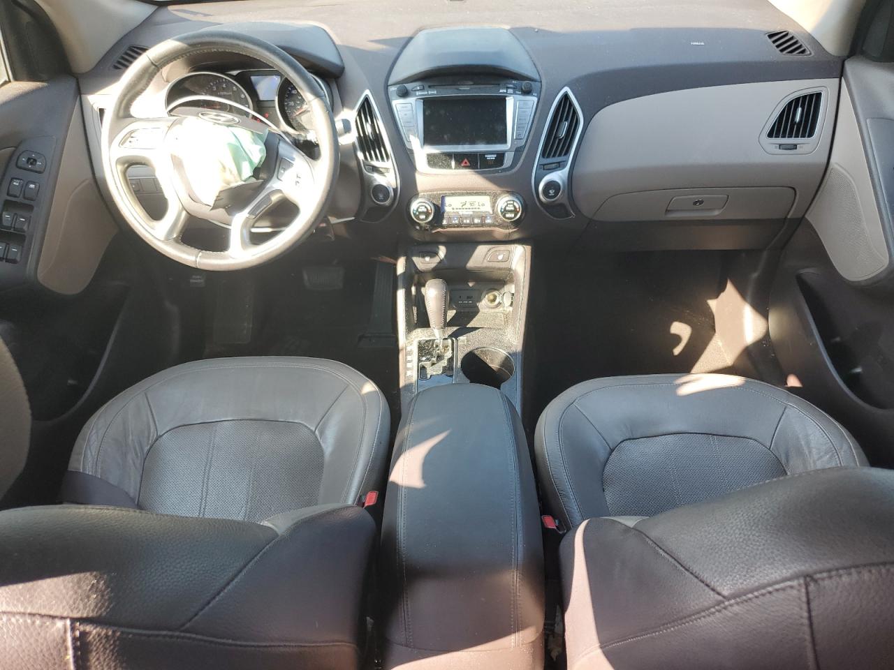 2011 Hyundai Tucson Gls VIN: KM8JU3AC7BU198425 Lot: 81215945