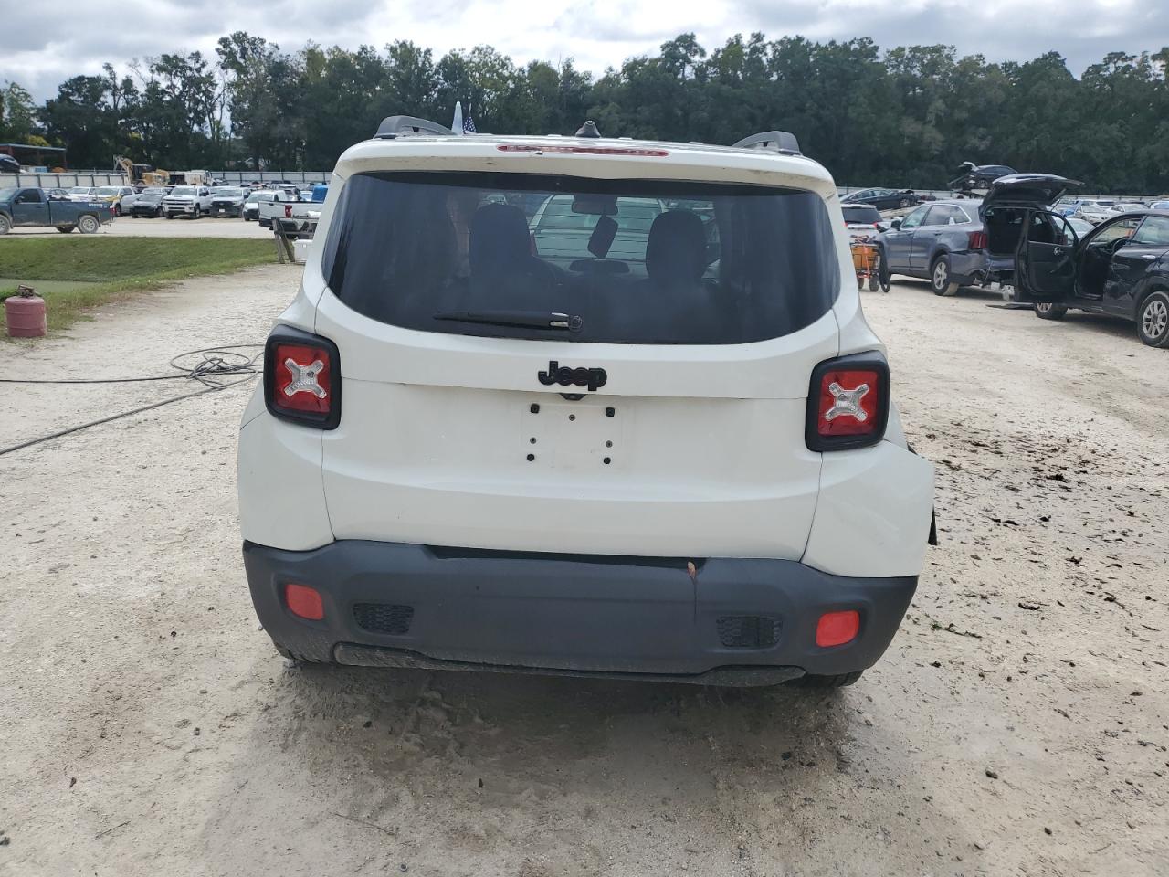 2017 Jeep Renegade Latitude VIN: ZACCJABH6HPE97774 Lot: 84556165