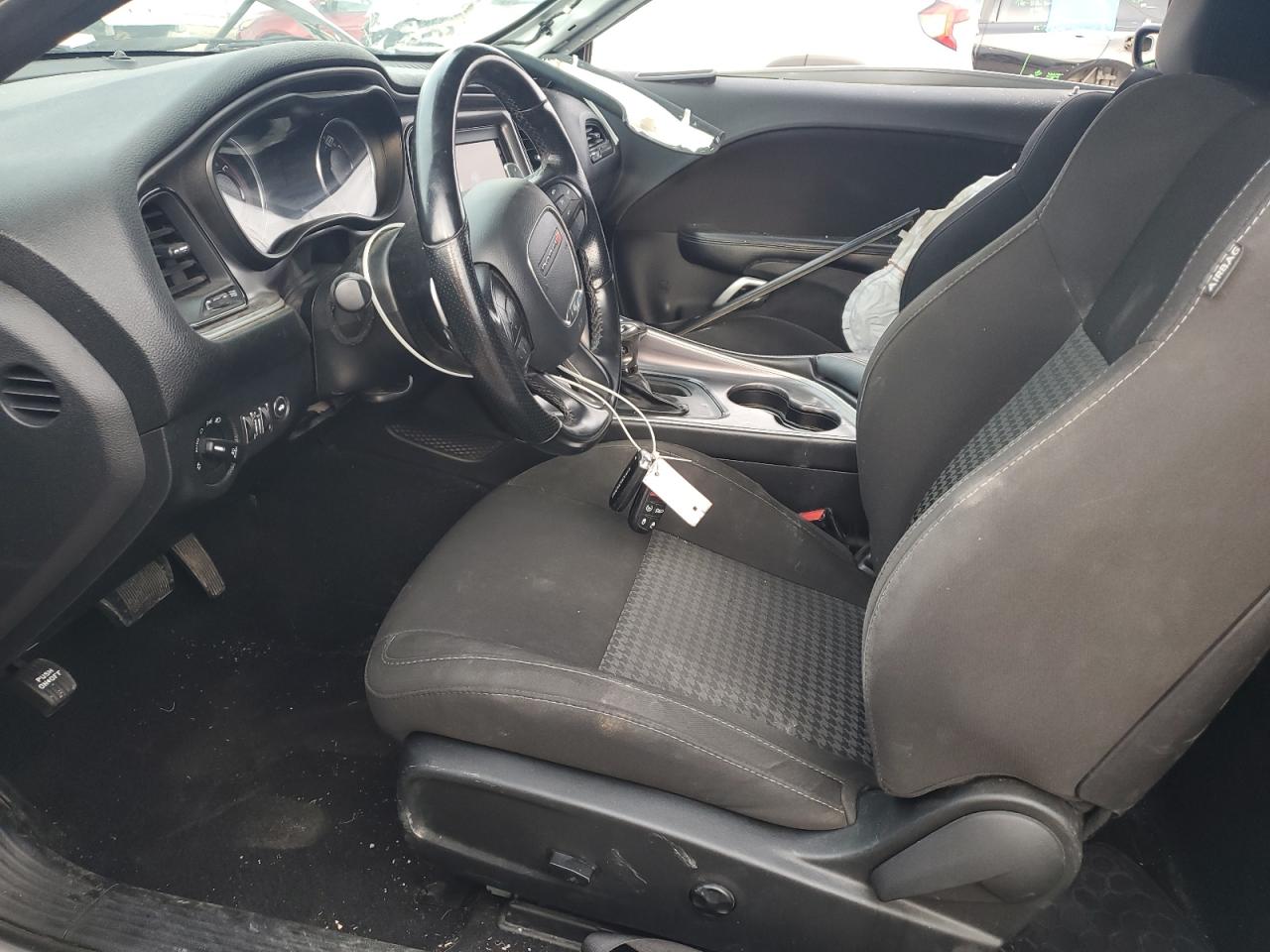 2020 Dodge Challenger R/T VIN: 2C3CDZBT3LH210433 Lot: 81418855