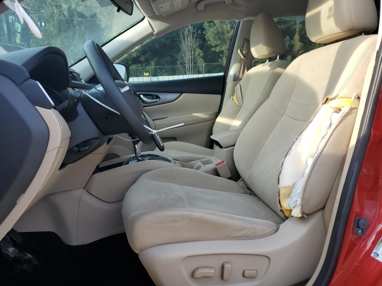 2016 Nissan Rogue S VIN: KNMAT2MT9GP685645 Lot: 81644375