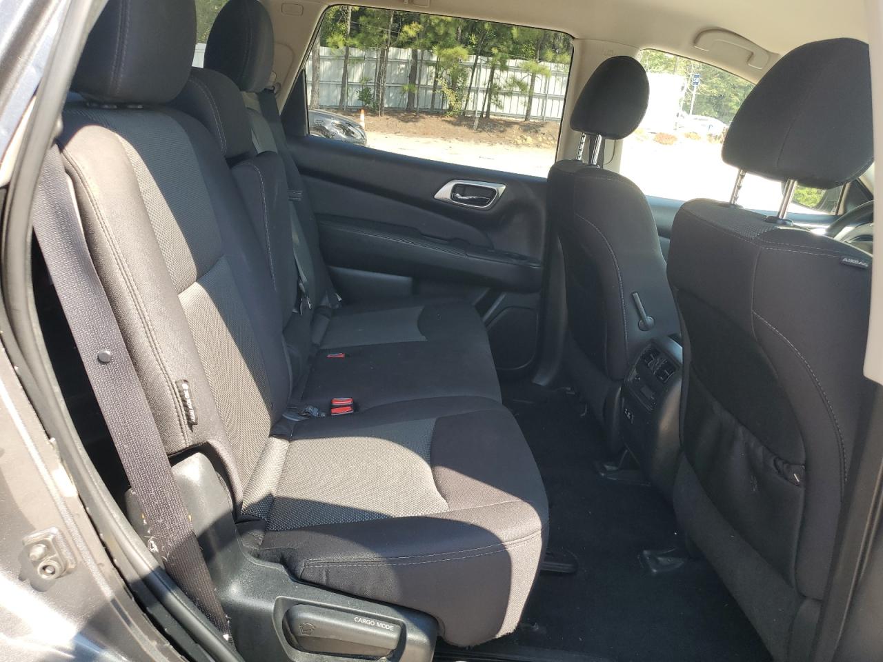 2019 Nissan Pathfinder S VIN: 5N1DR2MN6KC639215 Lot: 71620455