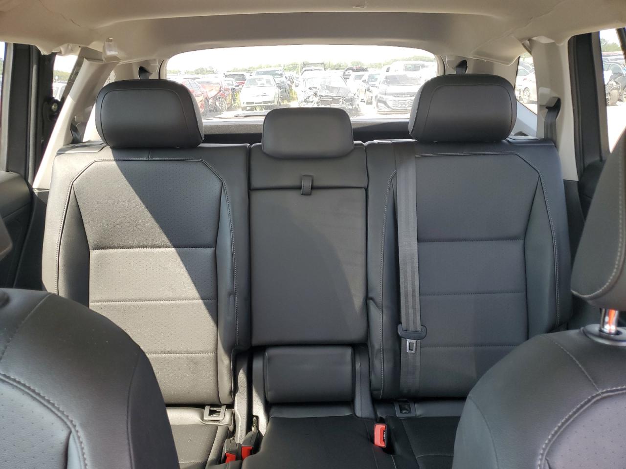 2018 Volkswagen Tiguan Se VIN: 3VV3B7AX5JM117004 Lot: 70502365