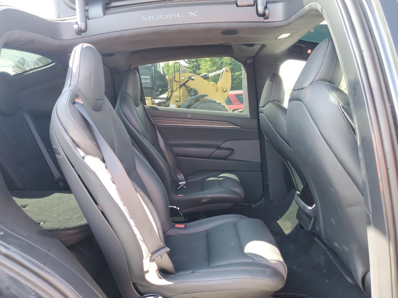 2025 Tesla Model X VIN: 7SAXCBE53SF462789 Lot: 80272895