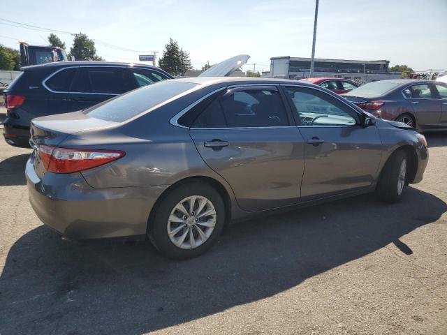 TOYOTA CAMRY 2015 Szary