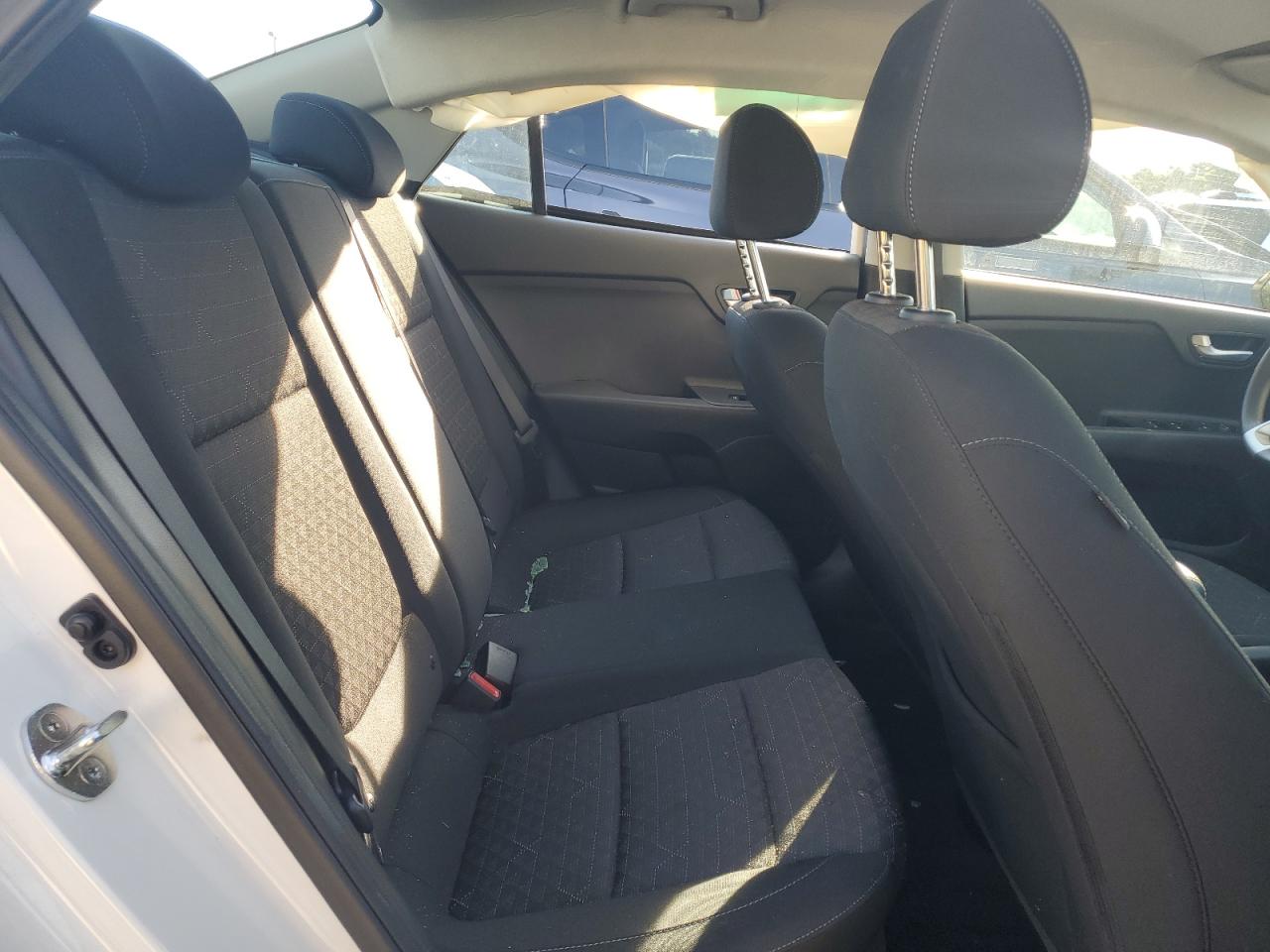 2020 Kia Rio Lx VIN: 3KPA24AD2LE260015 Lot: 81703605