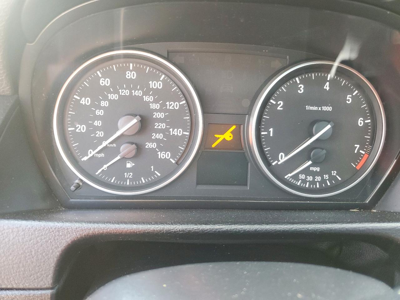 2015 BMW X1 Sdrive28I VIN: WBAVM1C5XFV318224 Lot: 80740305