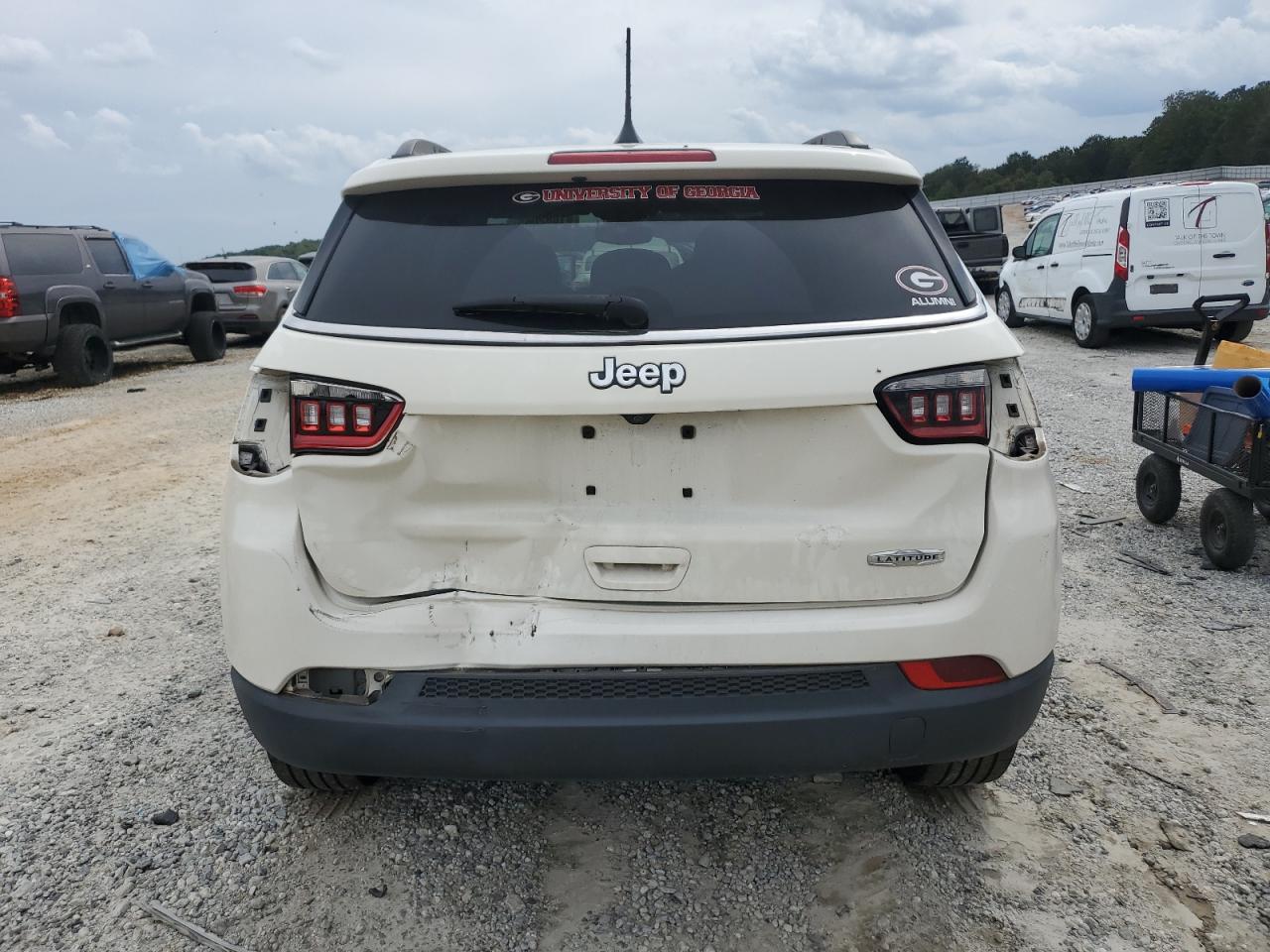 2018 Jeep Compass Latitude VIN: 3C4NJCBB4JT140267 Lot: 81882085