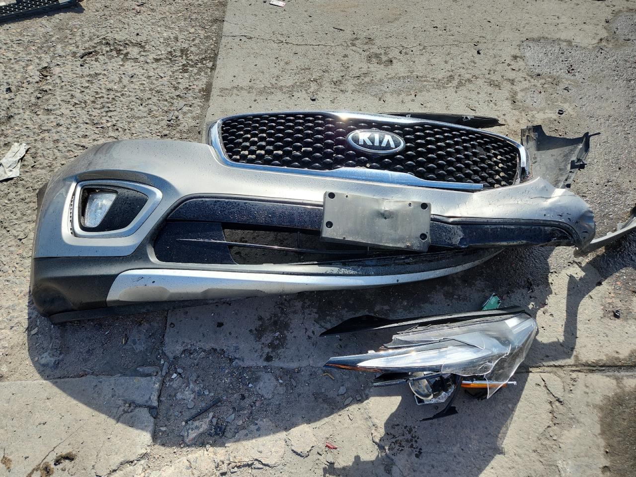 2016 Kia Sorento Ex VIN: 5XYPHDA51GG130558 Lot: 84451105