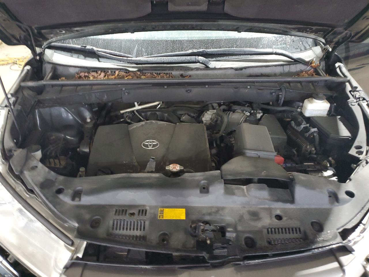 2019 Toyota Highlander Se VIN: 5TDJZRFHXKS595578 Lot: 82035835