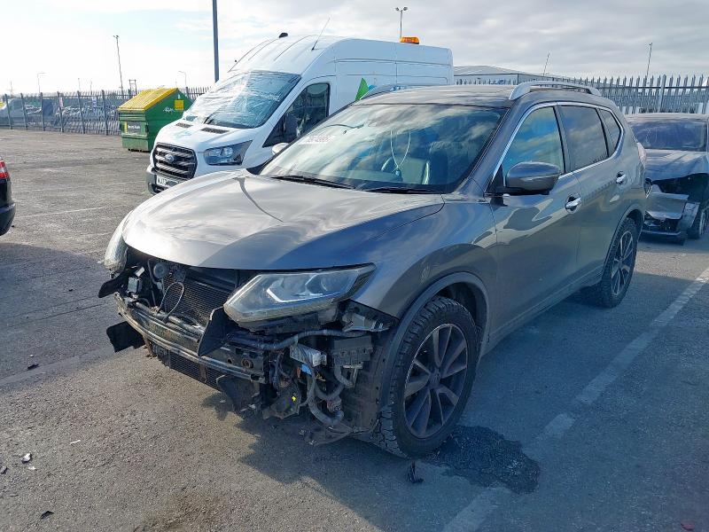 NISSAN X-TRAIL 2015