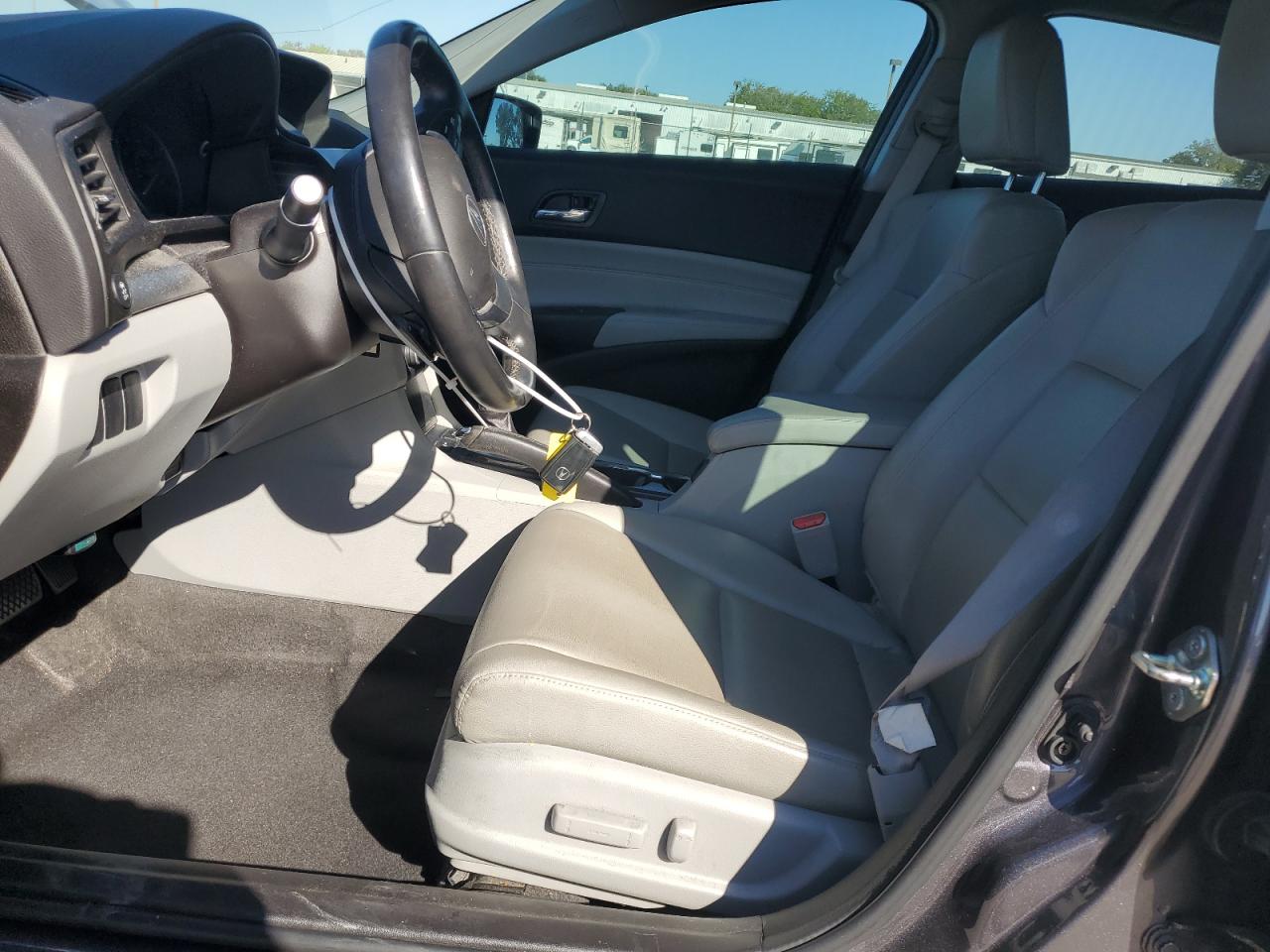 2018 Acura Ilx Base Watch Plus VIN: 19UDE2F32JA005987 Lot: 81728385