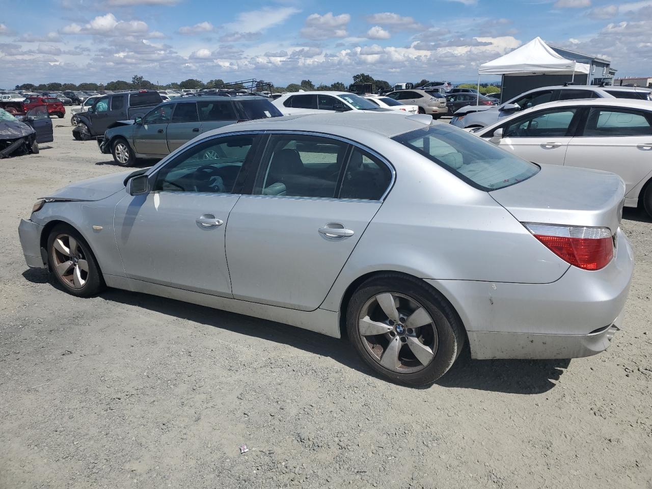 Фото: WBANA73574B805228