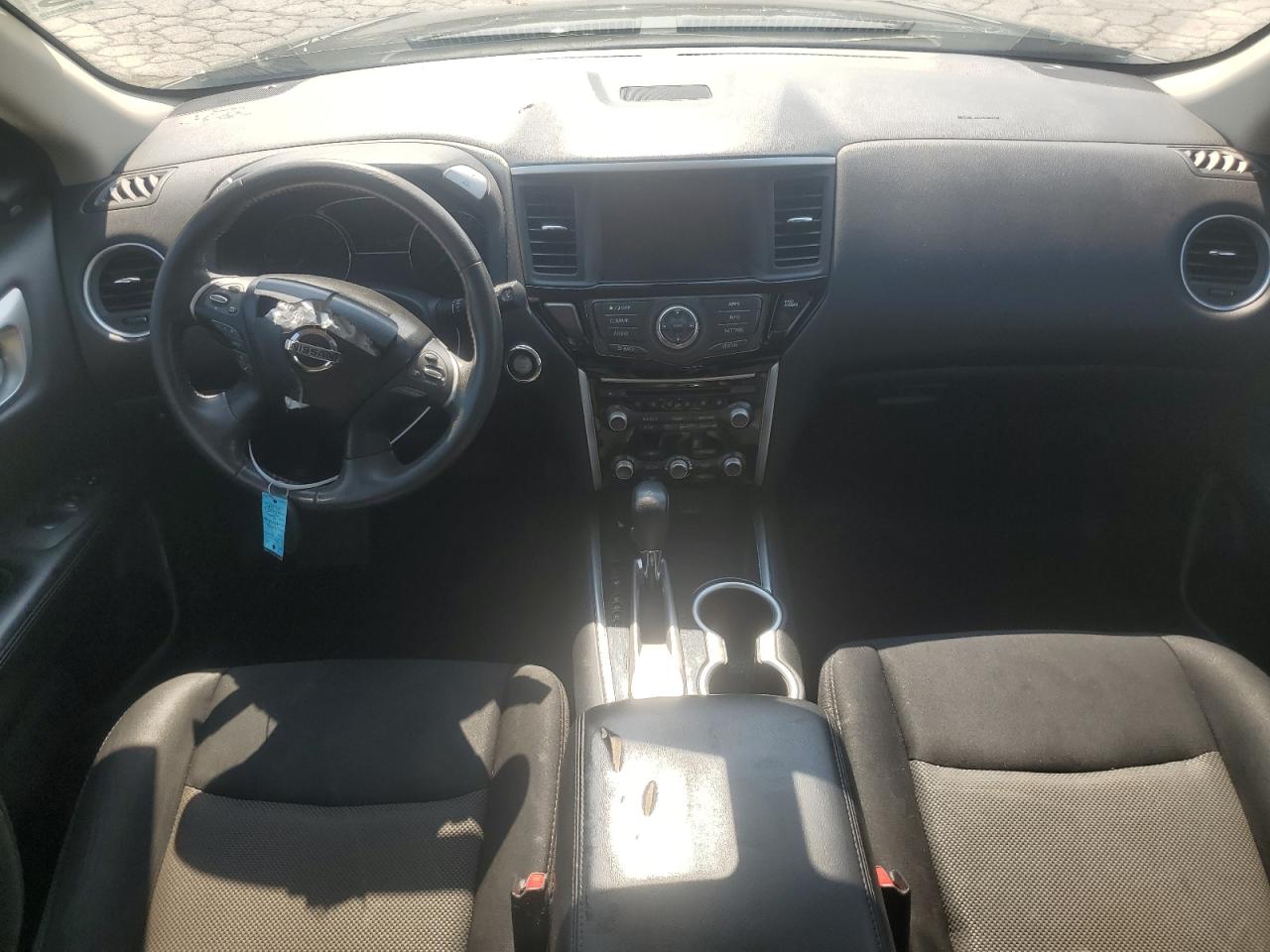 2019 Nissan Pathfinder S VIN: 5N1DR2MN3KC623957 Lot: 80469585