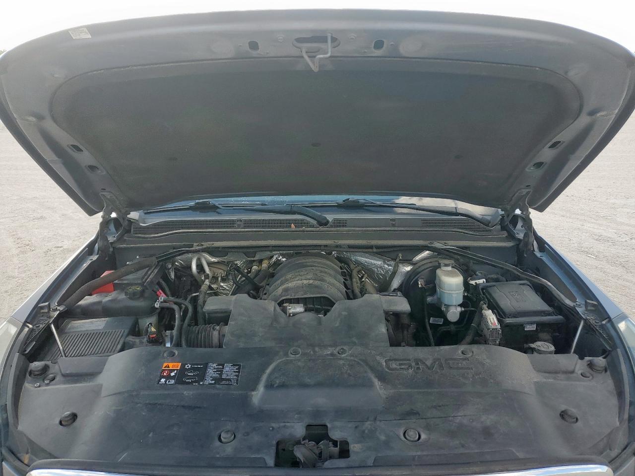 2016 GMC Yukon Sle VIN: 1GKS1AKC1GR353599 Lot: 81165545