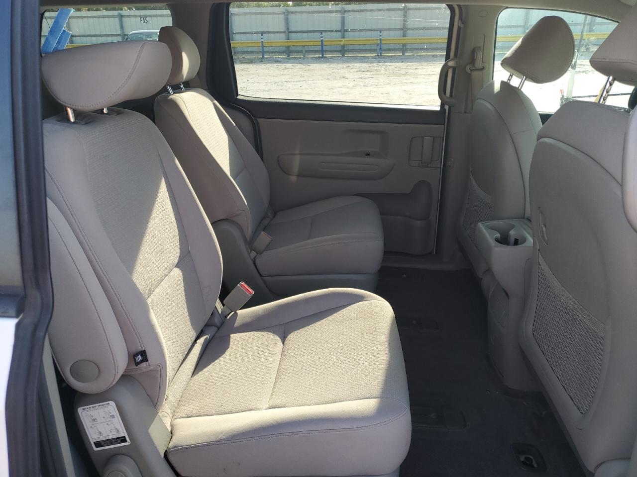 2018 Kia Sedona Lx VIN: KNDMB5C17J6373578 Lot: 81616315