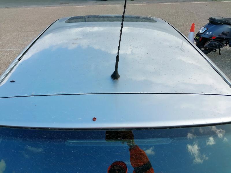 2002 VOLKSWAGEN GOLF S 