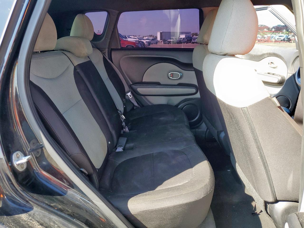 2016 Kia Soul VIN: KNDJN2A29G7301191 Lot: 84364085