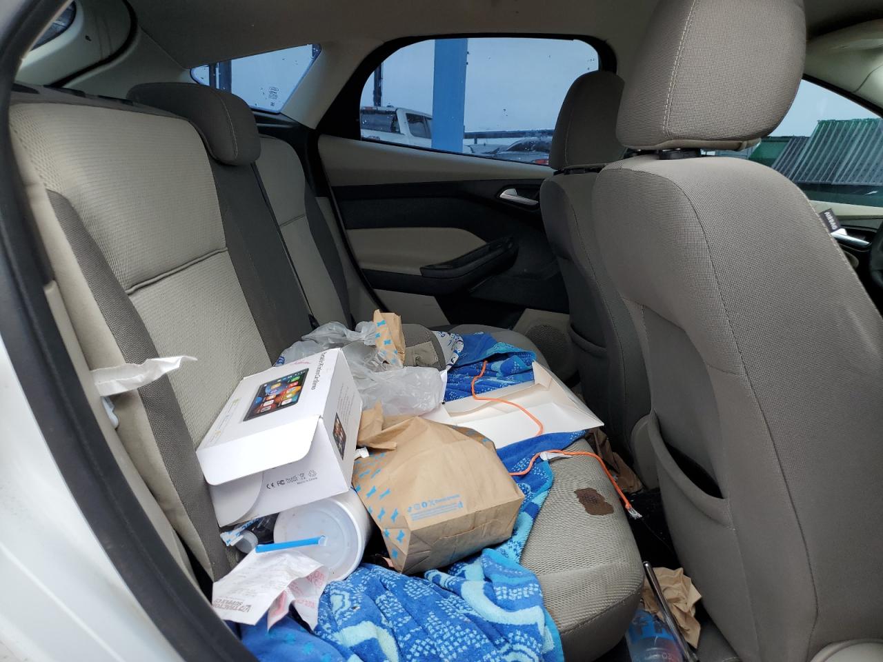 2014 Ford Focus Se VIN: 1FADP3K23EL442490 Lot: 81174685