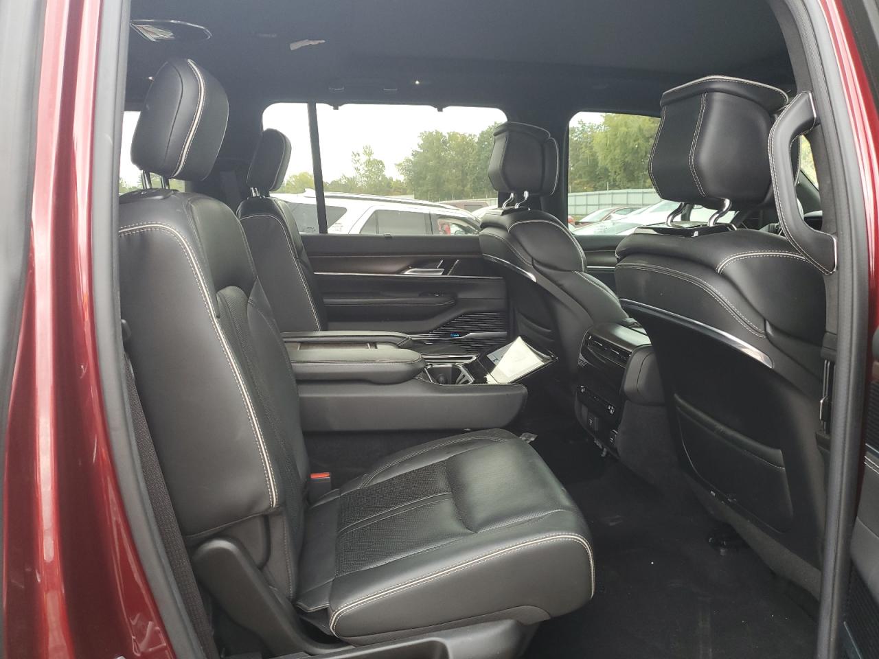 2022 Jeep Grand Wagoneer Series Ii VIN: 1C4SJVFJ8NS106050 Lot: 81053085