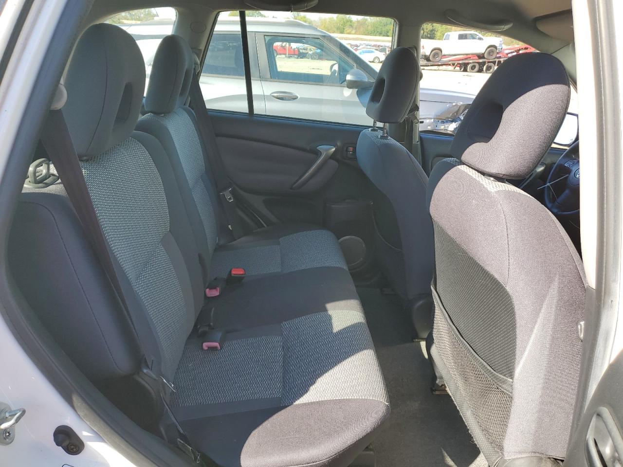 2004 Toyota Rav4 VIN: JTEHD20V746007637 Lot: 84006595