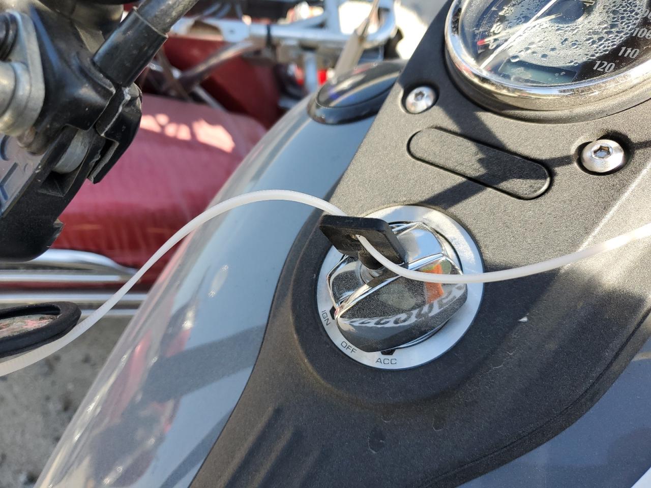 2014 Harley-Davidson Fxdb Dyna Street Bob VIN: 1HD1GXM18EC323888 Lot: 81662055