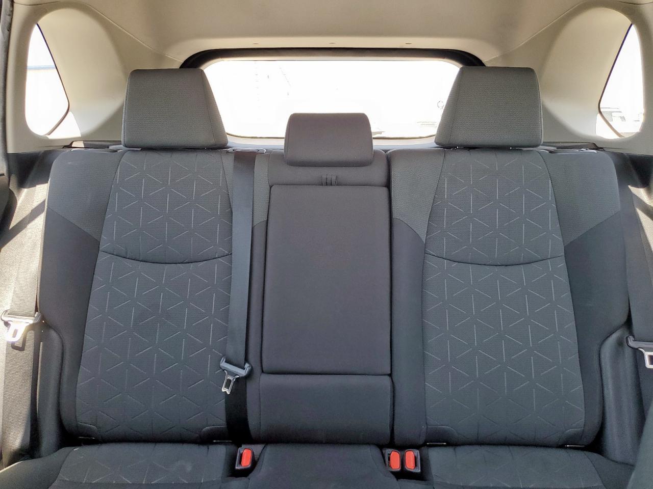 2020 Toyota Rav4 Xle VIN: 2T3W1RFV8LC058843 Lot: 71225255