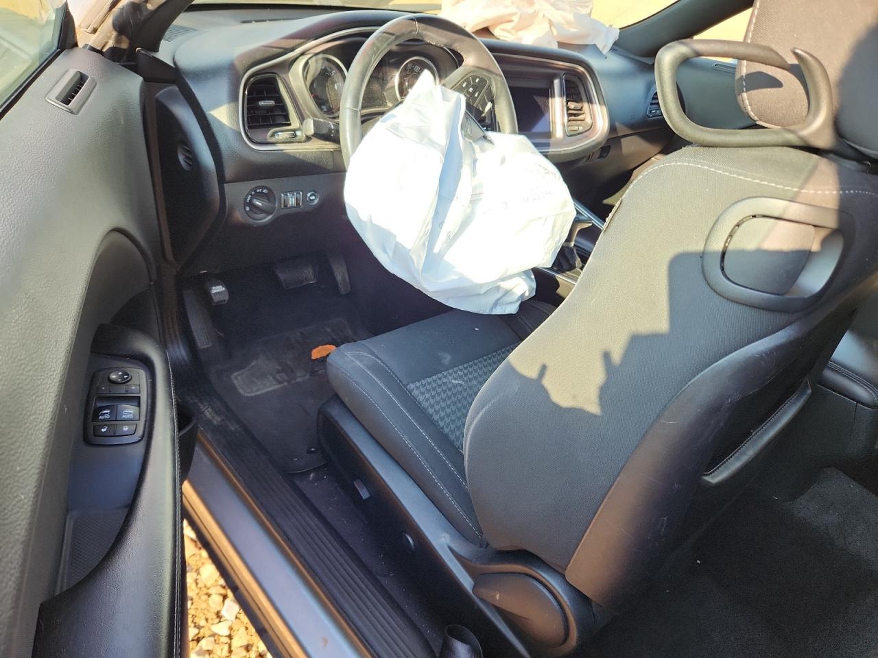 2018 Dodge Challenger Sxt VIN: 2C3CDZAG1JH255159 Lot: 81148835