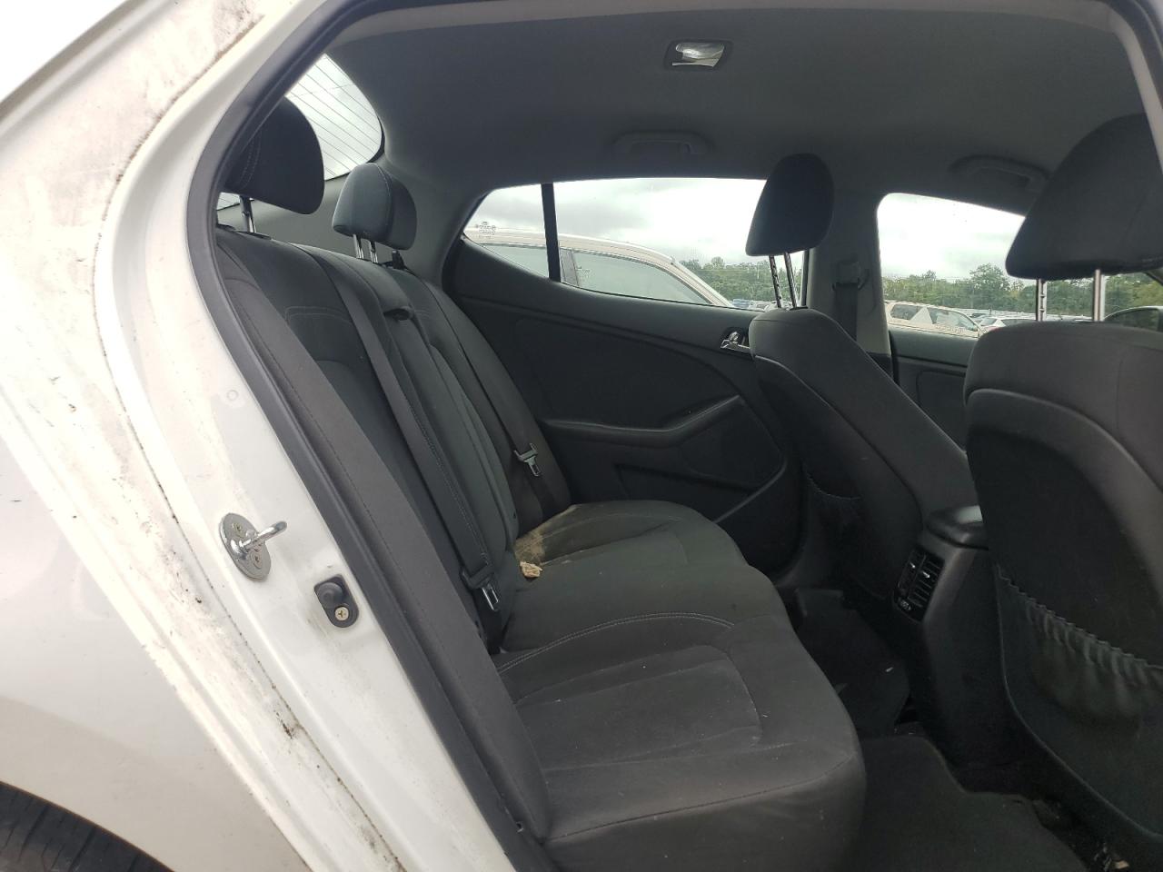 2012 Kia Optima Hybrid VIN: KNAGM4AD2C502297A Lot: 81750745