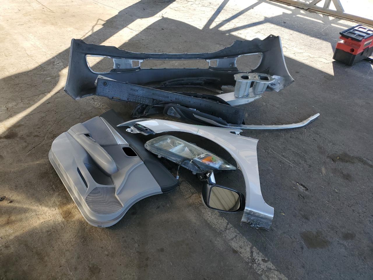 2014 Honda Civic Hybrid VIN: 19XFB4F28EE201132 Lot: 81806975