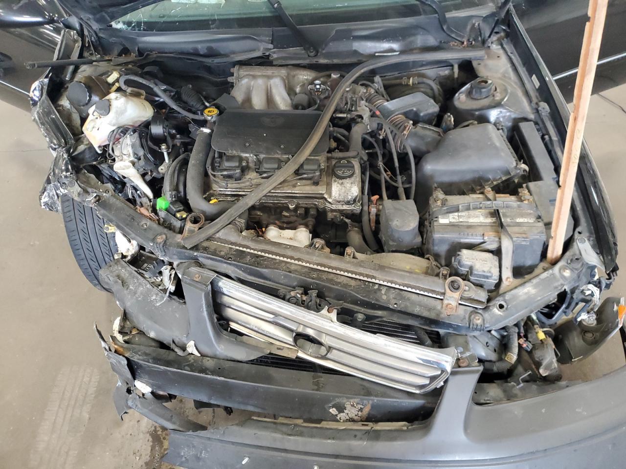 2000 Toyota Camry Le VIN: 4T1BF28K6YU954101 Lot: 81885215