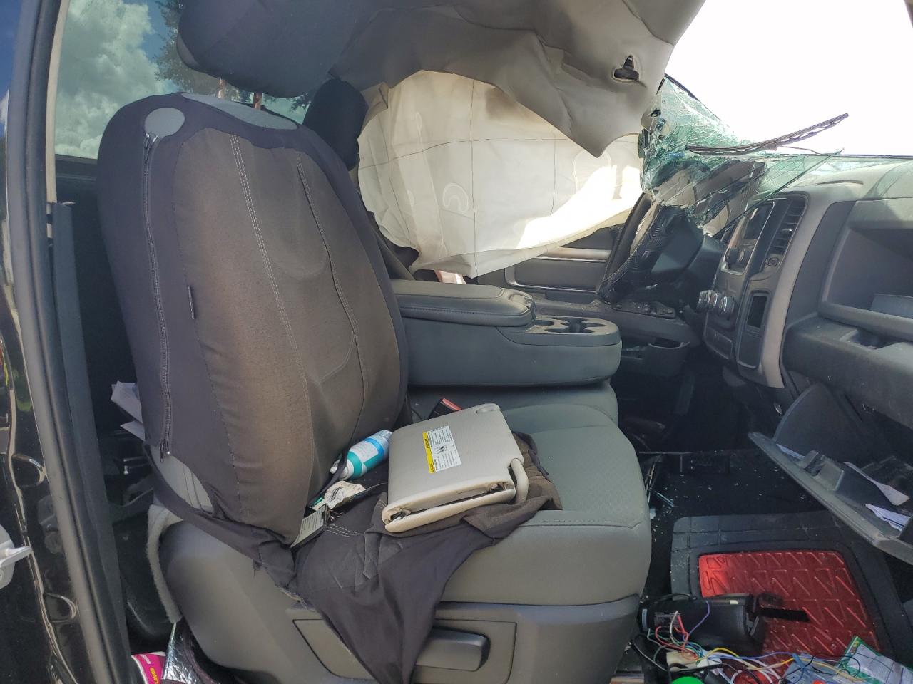 2015 Ram 1500 St VIN: 3C6JR6AT2FG612184 Lot: 70511855