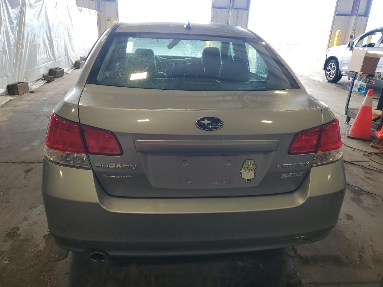 2011 Subaru Legacy 2.5I Limited VIN: 4S3BMBK6XB3221195 Lot: 80497385