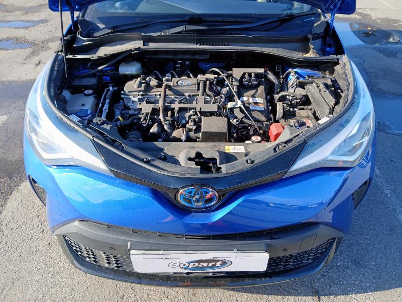 2020 TOYOTA C-HR DYNAMIC HEV CVT 